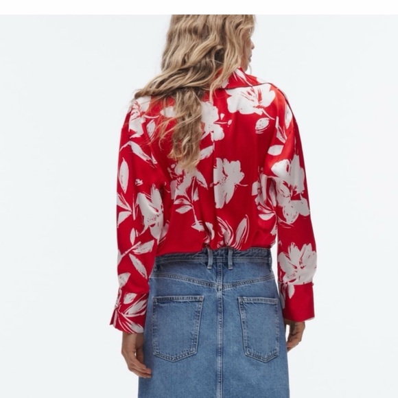 Zara red floral print satin blouse - Picture 3 of 7